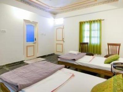 фото отеля Hotel Poonam Haveli