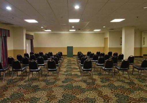 фото отеля Comfort Inn & Suites Winter Park Village Area