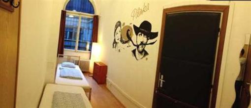 фото отеля Adagio Hostel