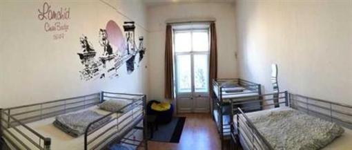 фото отеля Adagio Hostel