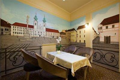 фото отеля Barokk Hotel Promenád Gyor