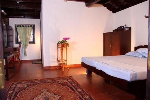 фото отеля Kollenkeril Plantation Home Stay Bunaglow