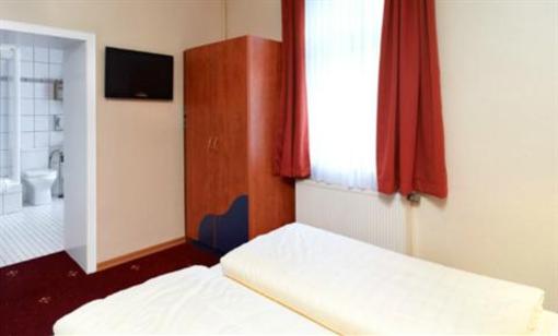 фото отеля Hotel Rengener Stubchen
