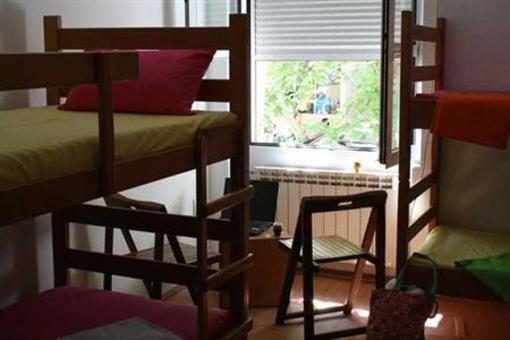 фото отеля Kiki and Smoki Hostel