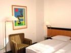 фото отеля Holiday Inn Berlin City Center East Prenzlauer Allee