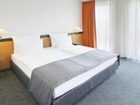 фото отеля Holiday Inn Berlin City Center East Prenzlauer Allee