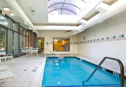 фото отеля Courtyard Boston Brookline