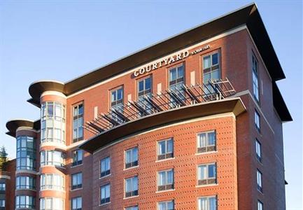 фото отеля Courtyard Boston Brookline