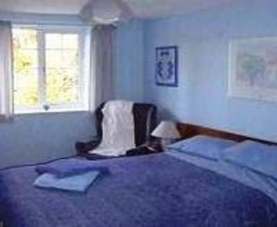 фото отеля Brymbo Bed and Breakfast