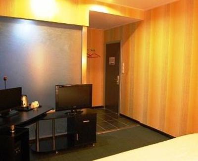 фото отеля Zhuoyue Hotel Qiqihar Zhonghuan Plaza