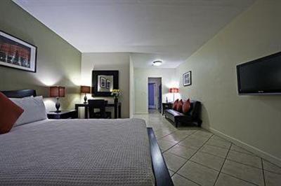 фото отеля Suites on South Beach Miami