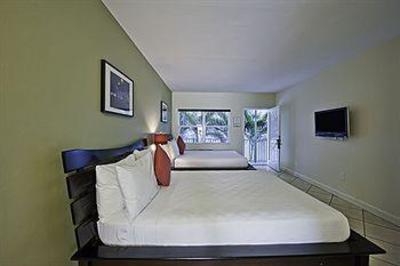 фото отеля Suites on South Beach Miami