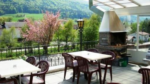 фото отеля Hotel Gasthof Kreuz Welschenrohr