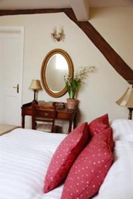 фото отеля The Lion Inn Leintwardine