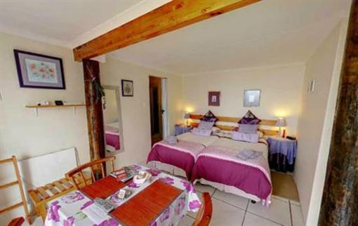 фото отеля At Whale-Phin Guest House