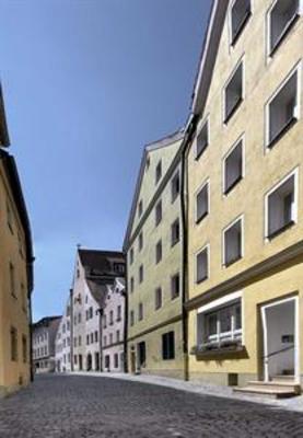 фото отеля Goldener Kranich Regensburg