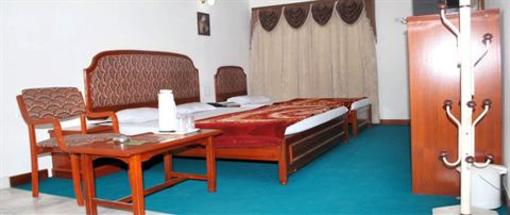 фото отеля Hotel Yadgar