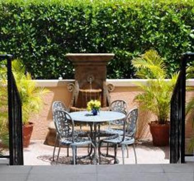 фото отеля Trianon Old Naples
