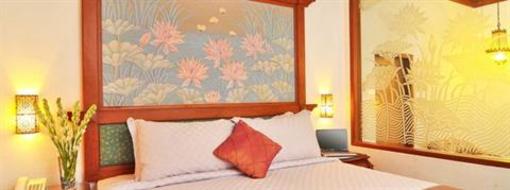 фото отеля Cirebon Plaza Hotel