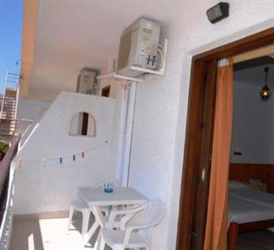 фото отеля Takis Hotel Apartments