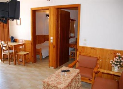 фото отеля Takis Hotel Apartments