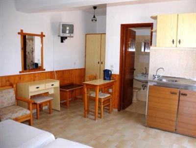 фото отеля Takis Hotel Apartments