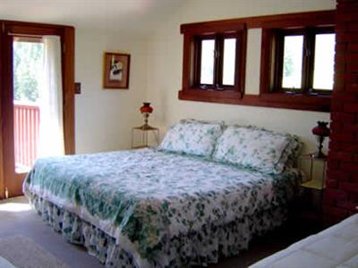 фото отеля Shambhala Ranch - A Mendocino County Retreat Center