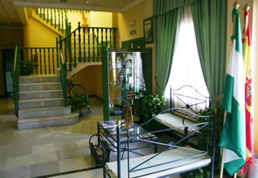фото отеля Hotel Mitra Cabra