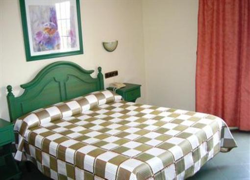 фото отеля Hotel Mitra Cabra