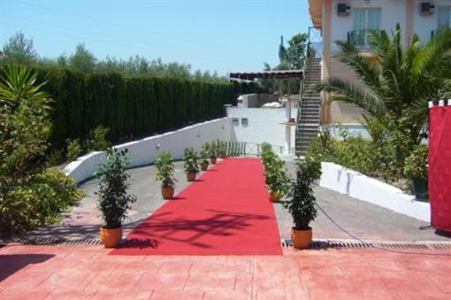 фото отеля Hotel Mitra Cabra
