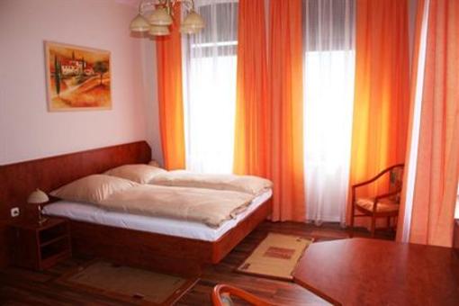фото отеля Hotel Wurster Kroog