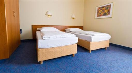 фото отеля Pension Lindenhof Grasbrunn