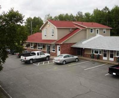 фото отеля Silverwood Inn & Suites