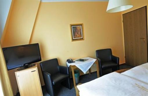 фото отеля Hotel Rheinkrone Andernach