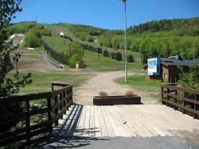 фото отеля Stoneham Mountain Resort