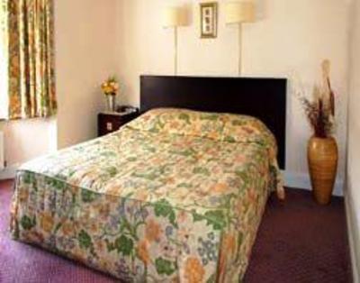 фото отеля Ryemore Guest House Ashford