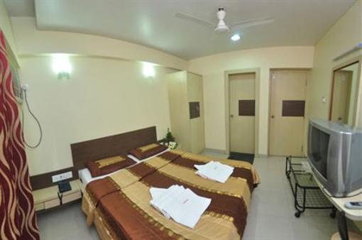 фото отеля Hotel Rajdhani Pune