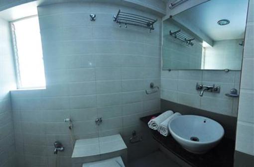 фото отеля Hotel Rajdhani Pune