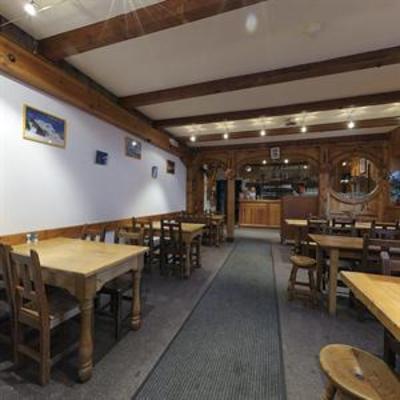 фото отеля Le Chal'heureux Rooms Vars