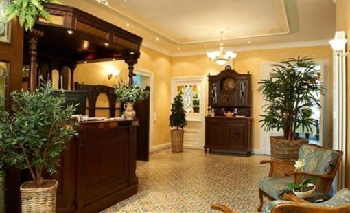 фото отеля Alte Landratsvilla Hotel Bender