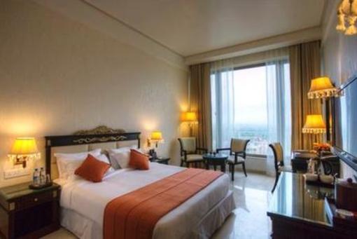 фото отеля Royal Tulip Navi Mumbai