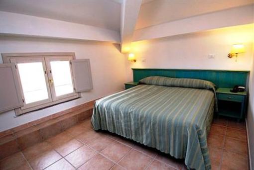 фото отеля Mezza Luna Hotel Carloforte