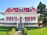 Auberge Jeunesse de Saguenay - La Maison Price