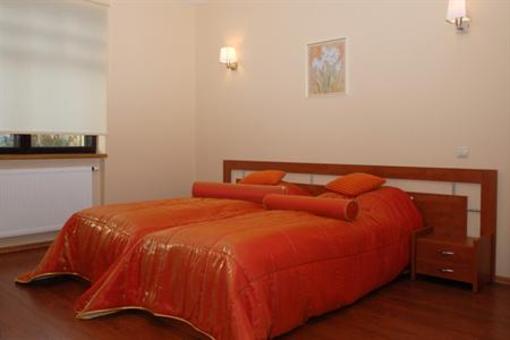 фото отеля Guesthouse Neonele Palanga