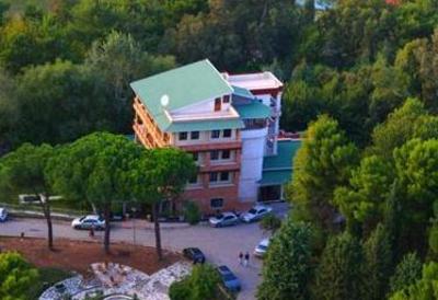 фото отеля Villa Park Hotel Tirana