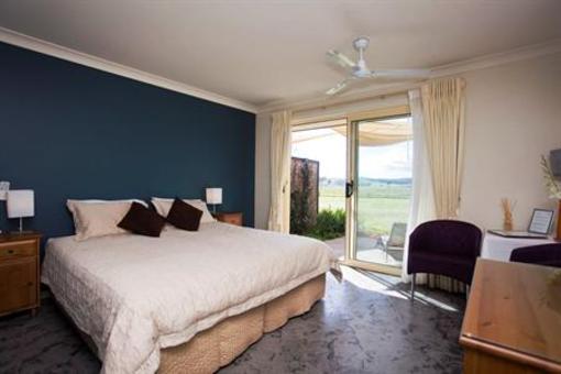 фото отеля Country Guesthouse Schonegg