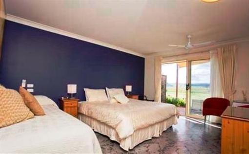 фото отеля Country Guesthouse Schonegg