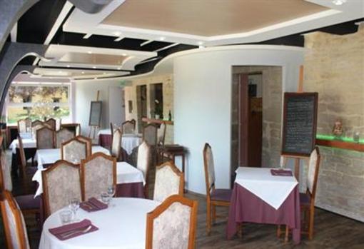 фото отеля Auberge Des Moulins Pont-les-Moulins