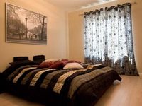 Flat 4U