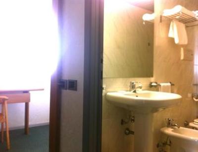 фото отеля Qt Hotel
